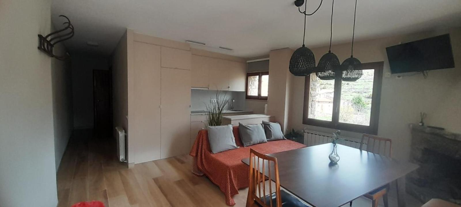 Cal Xesc Apartment Castellar De N'Hug Bagian luar foto